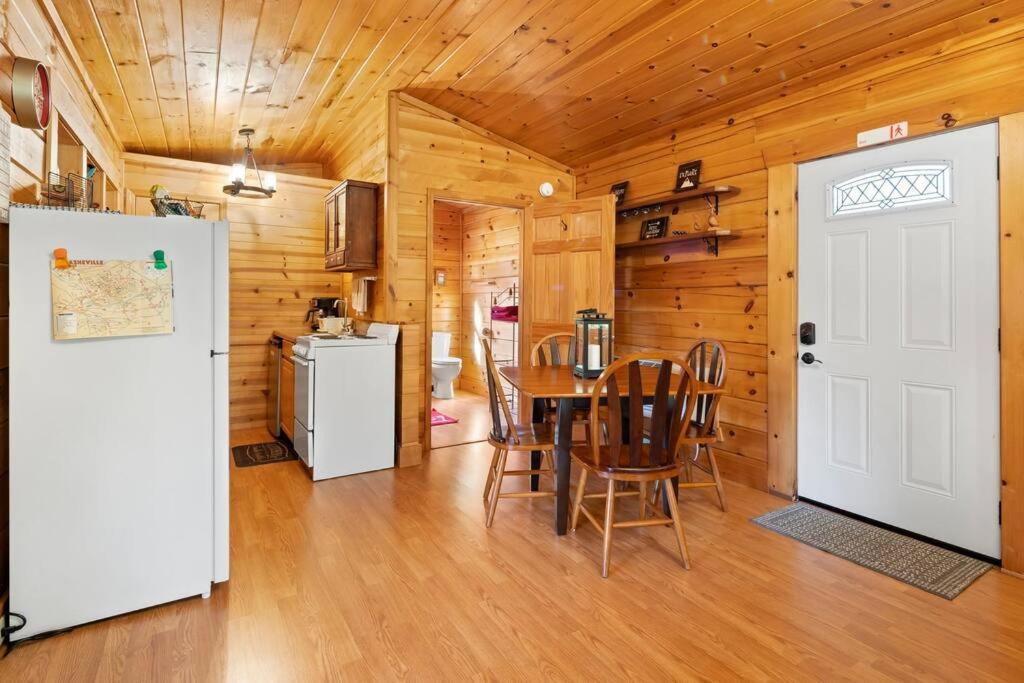 Вилла Dream Weaver Cabin Candler Экстерьер фото