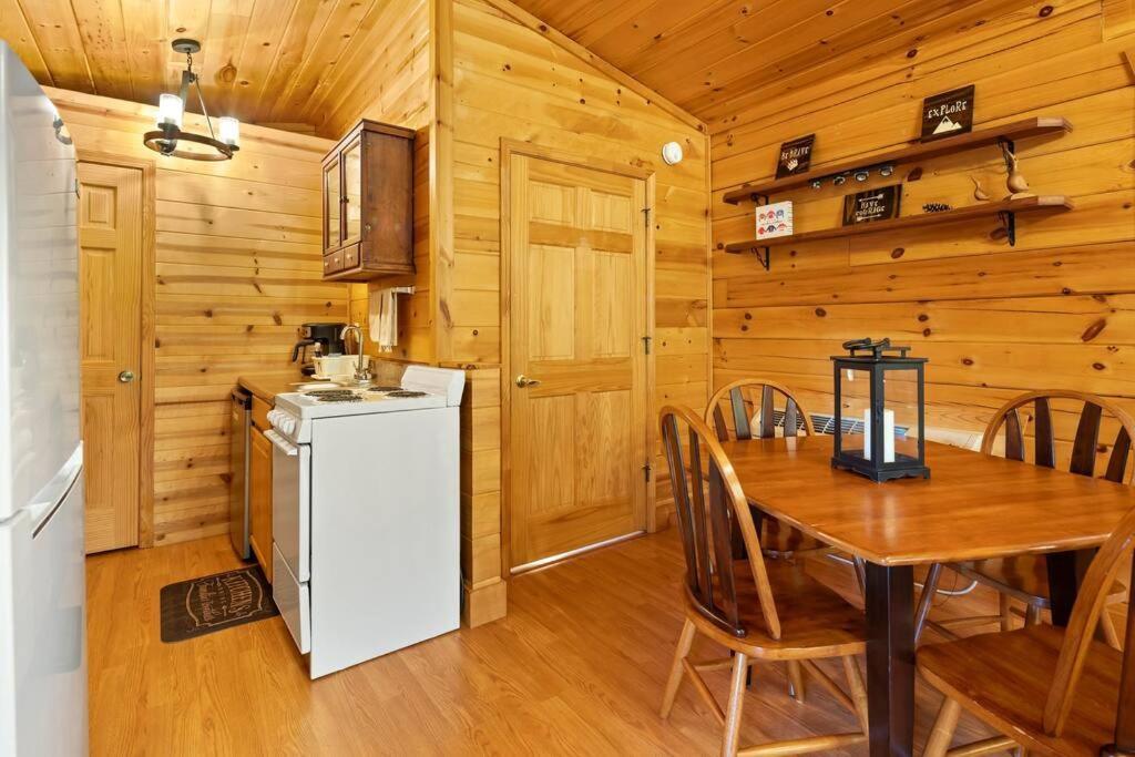Вилла Dream Weaver Cabin Candler Экстерьер фото