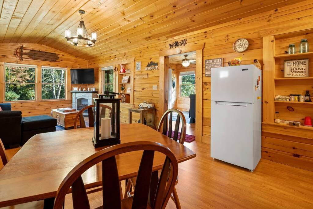 Вилла Dream Weaver Cabin Candler Экстерьер фото